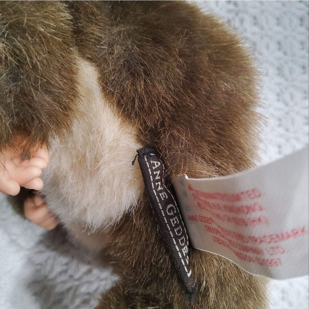Anne Geddes Baby Squirrel - Picture 6 of 8